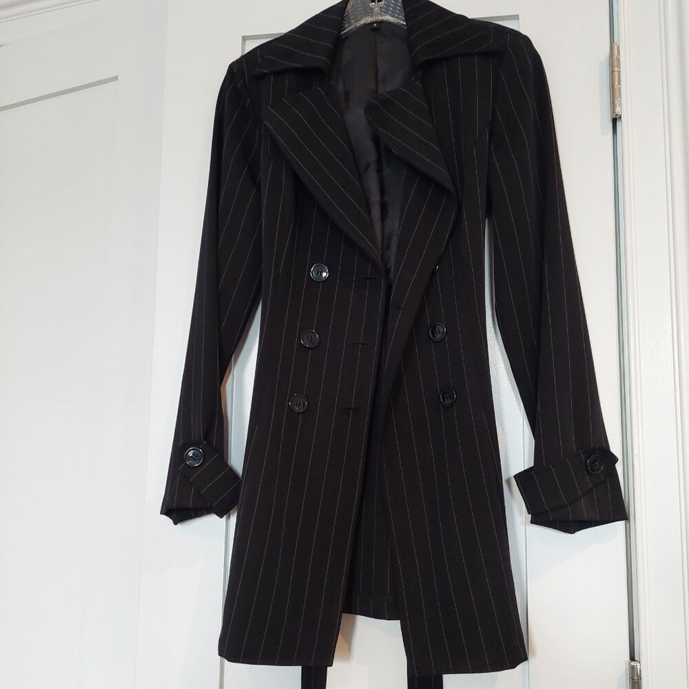 Mandee size 5 Black and White Striped Trench coat - Picture 7 of 14